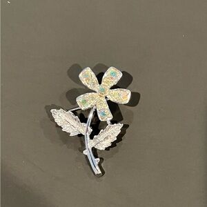 Vintage Aurora Borealis, Silver Tone Crystal Flower Brooch Signed Sarah Coventry